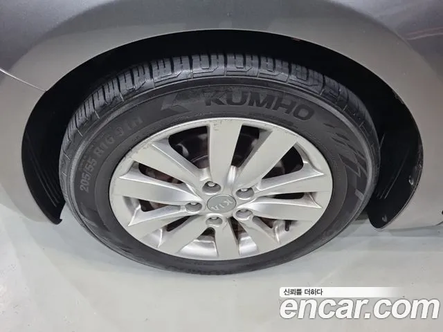 Kia K3 2014 thumb 5