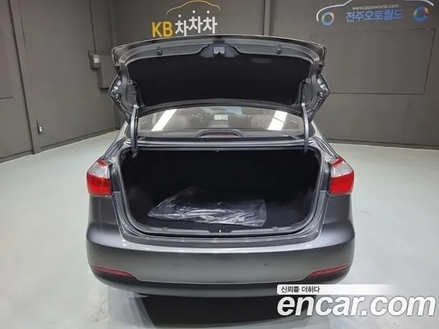 Kia K3 2014 thumb 7