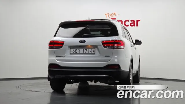 Kia Sorento 2016 thumb 4