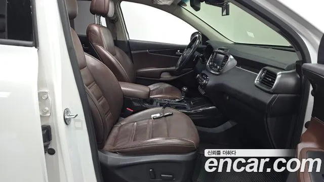 Kia Sorento 2016 thumb 11