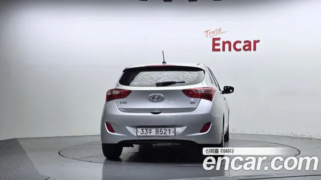 Hyundai i30 2013 thumb 4
