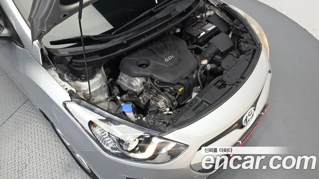 Hyundai i30 2013 thumb 6