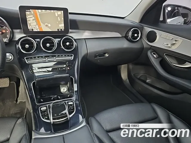 Mercedes-Benz C-Класс 2018 thumb 10