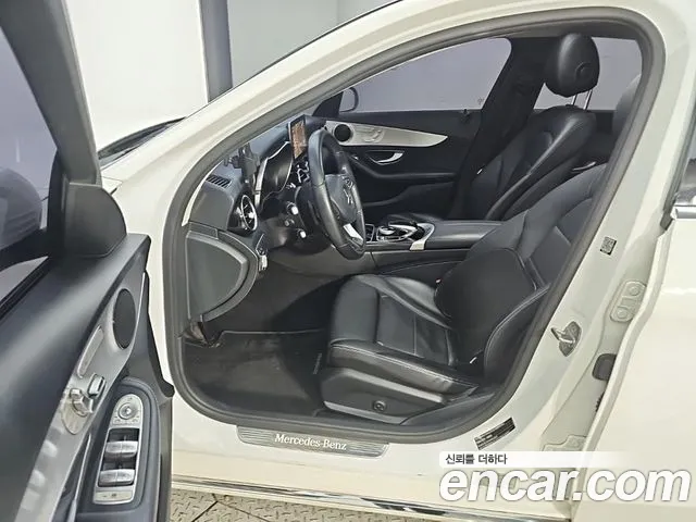 Mercedes-Benz C-Класс 2018 thumb 12