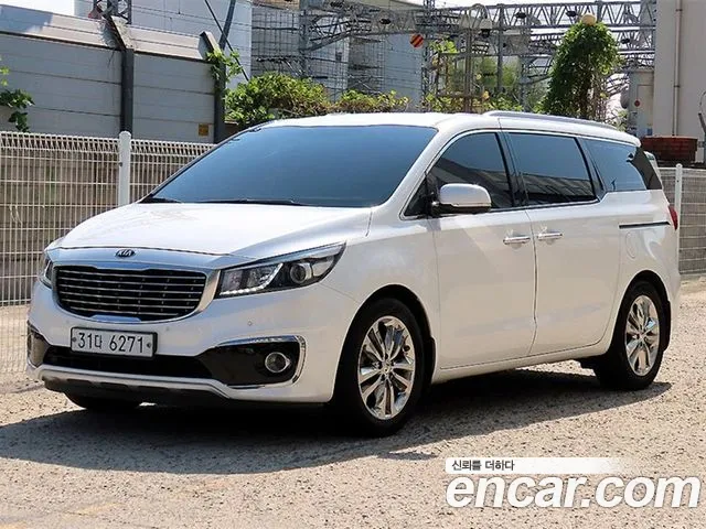 Kia Carnival 2017 thumb 2