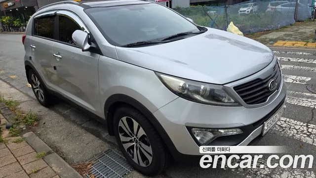 Kia Sportage 2010 thumb 2
