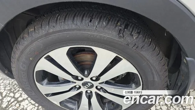 Kia Sportage 2010 thumb 5