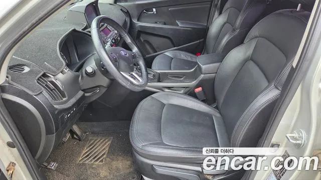 Kia Sportage 2010 thumb 10