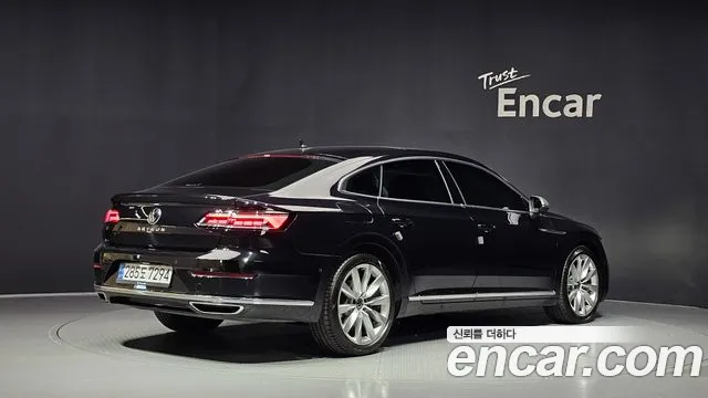 Volkswagen Arteon 2023 thumb 2