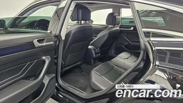 Volkswagen Arteon 2023 thumb 12