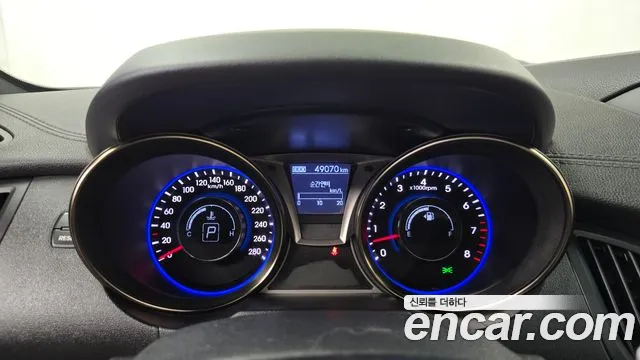Hyundai Genesis 2012 thumb 8