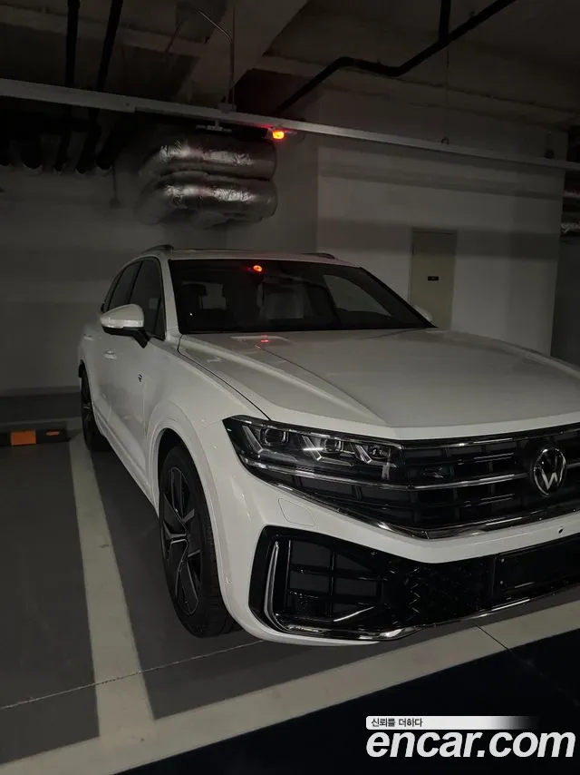 Volkswagen Touareg 2026 thumb 3