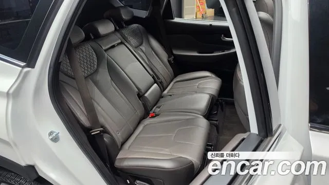 Hyundai Santa Fe 2018 thumb 11