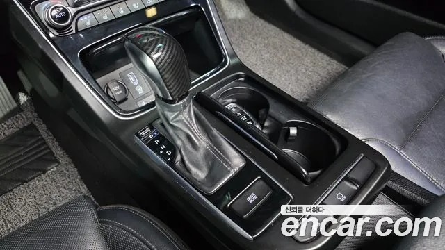 Hyundai Grandeur 2017 thumb 9