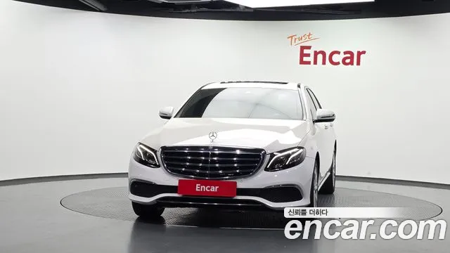 Mercedes-Benz E-Класс 2019 thumb 3