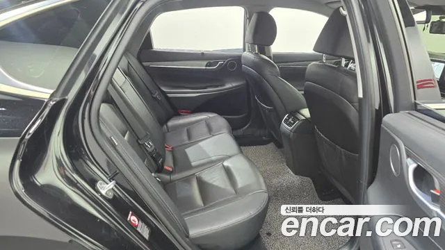 Hyundai Grandeur 2018 thumb 11