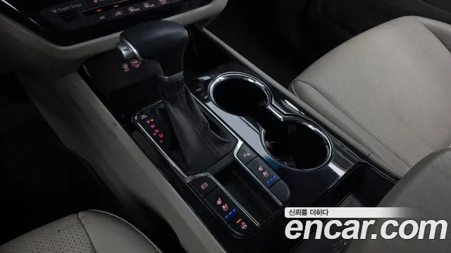 Kia Carnival 2019 thumb 9