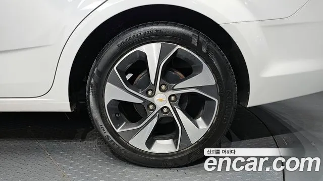 ChevroletGMDaewoo Aveo 2016 thumb 5