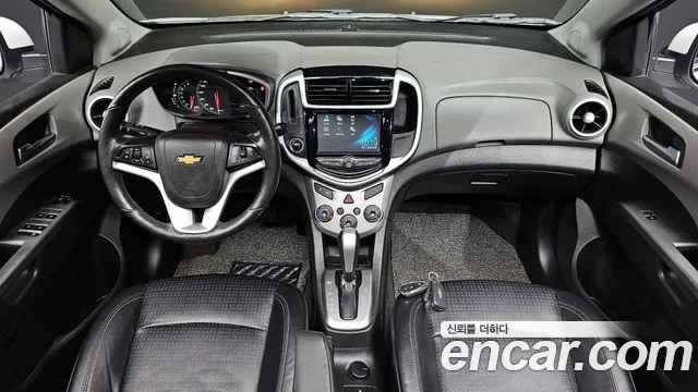 ChevroletGMDaewoo Aveo 2016 thumb 7