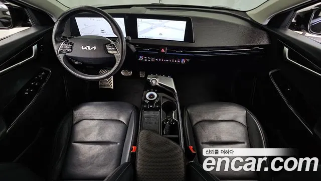 Kia EV6 2023 thumb 7