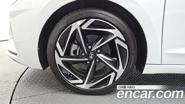 Hyundai Avante 2019 thumb 4