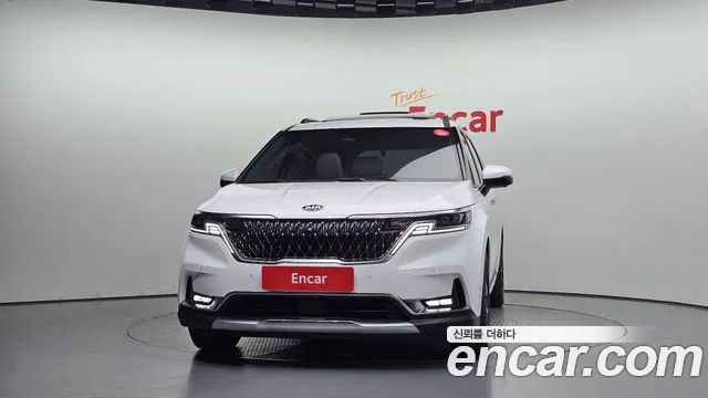 Kia Carnival 2021 thumb 3