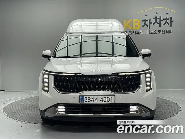 Kia Carnival 2024 thumb 3