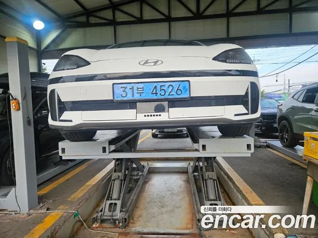Hyundai IONIQ 6 2022 thumb 4