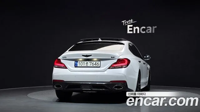 Genesis G70 2019 thumb 4