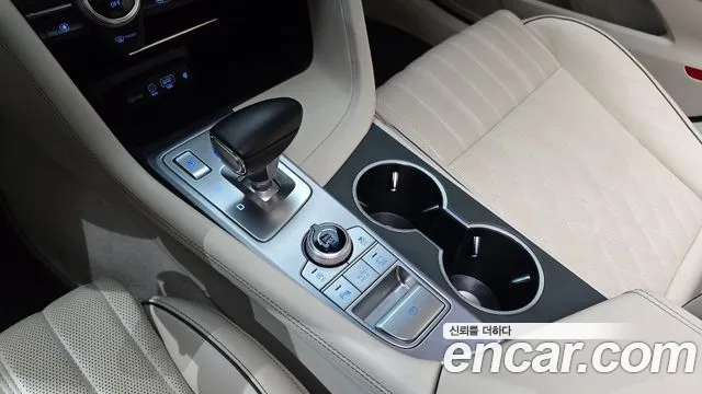 Genesis G70 2019 thumb 9
