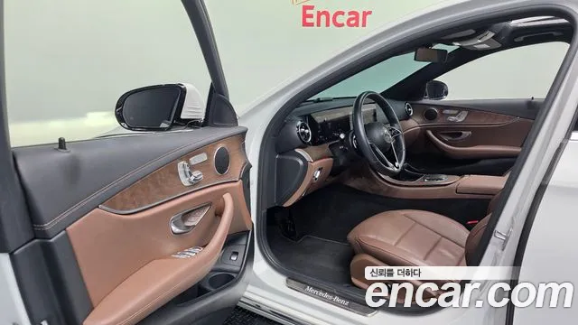 Mercedes-Benz E-Класс 2020 thumb 9