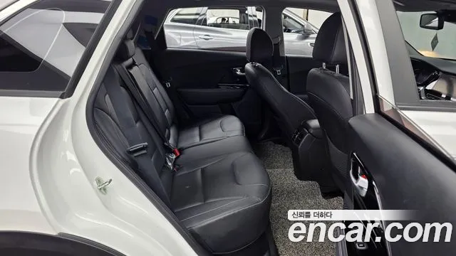 Kia Niro 2021 thumb 12