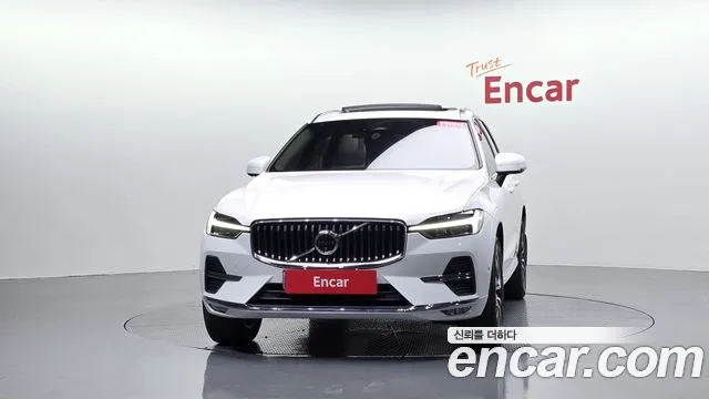 Volvo XC60 2024 thumb 2