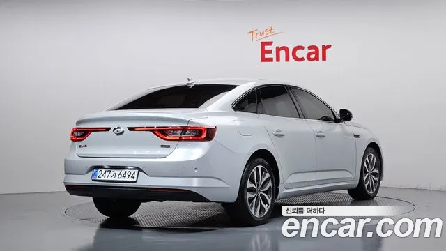 Renault-KoreaSamsung Megane 2016 thumb 2
