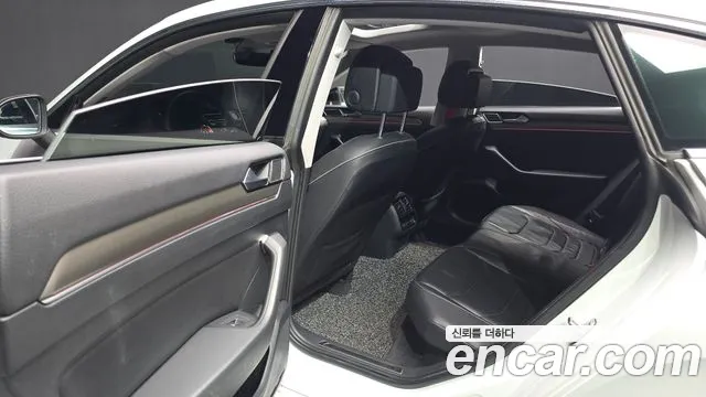 Volkswagen Arteon 2019 thumb 12