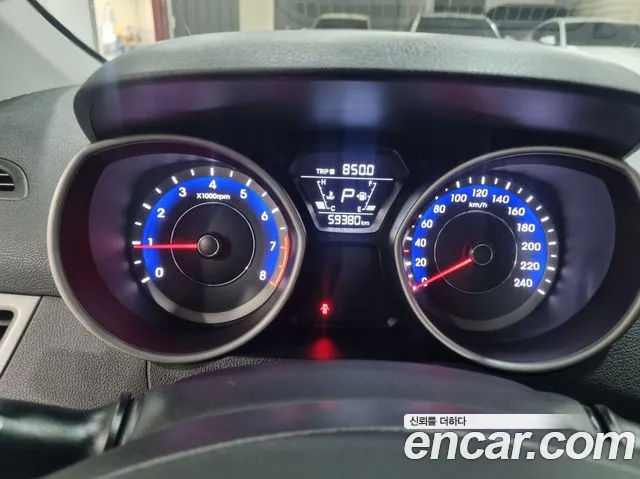 Hyundai Avante 2014 thumb 9