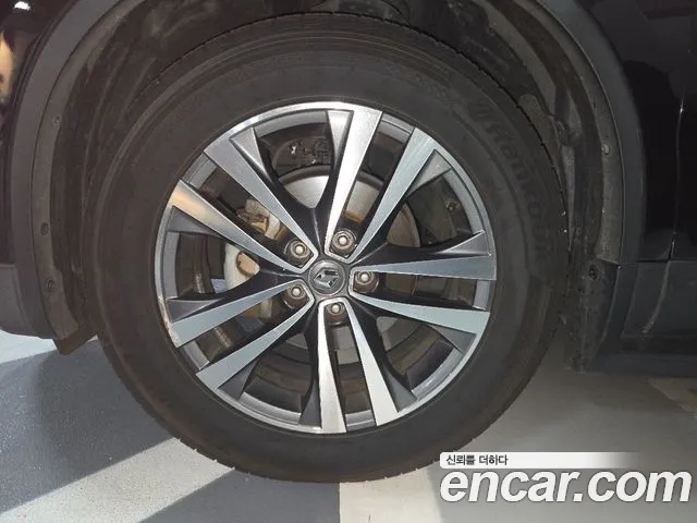 Renault-KoreaSamsung Koleos 2020 thumb 5