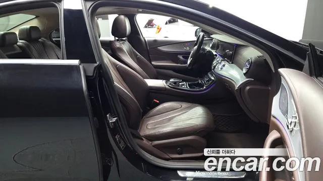 Mercedes-Benz CLS-Class 2018 thumb 10