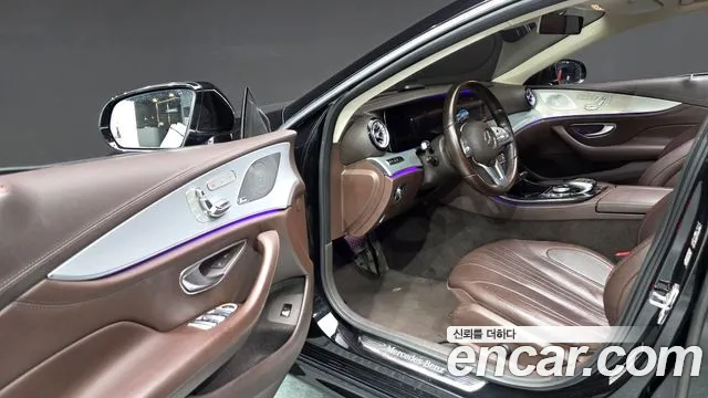 Mercedes-Benz CLS-Class 2018 thumb 11