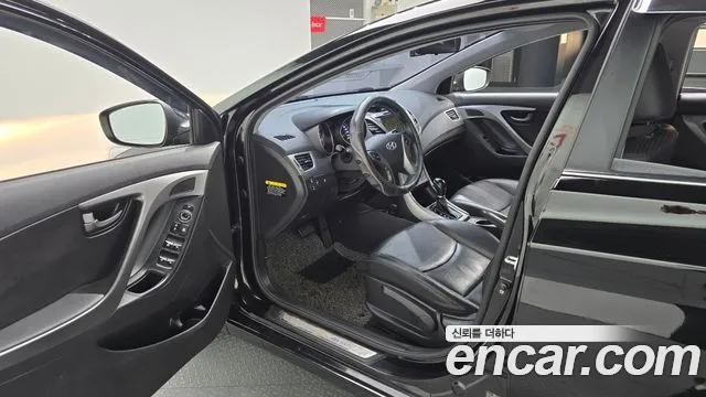 Hyundai Avante 2014 thumb 10