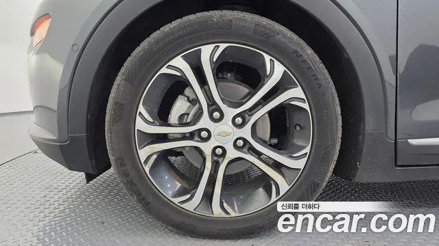 ChevroletGMDaewoo Bolt 2018 thumb 5