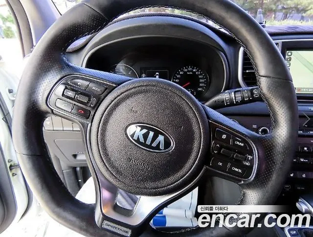 Kia Sportage 2016 thumb 8