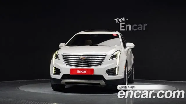 Cadillac XT5 2017 thumb 3