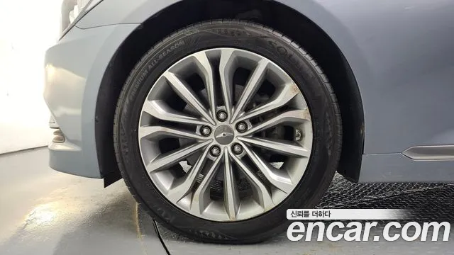 Hyundai Genesis 2016 thumb 5