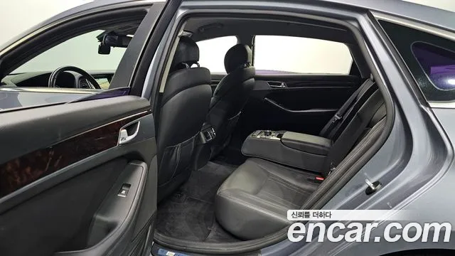 Hyundai Genesis 2016 thumb 11