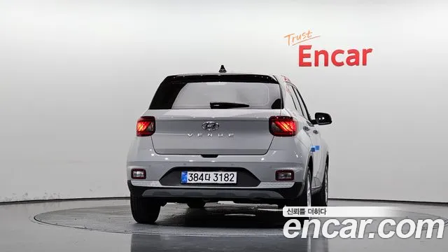 Hyundai Venue 2024 thumb 3