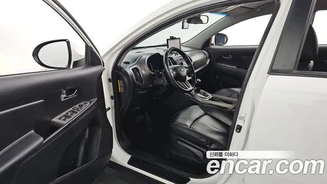 Kia Sportage 2013 thumb 10