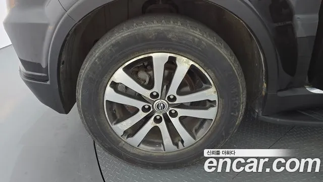 KG_Mobility_Ssangyong Rexton 2014 thumb 5