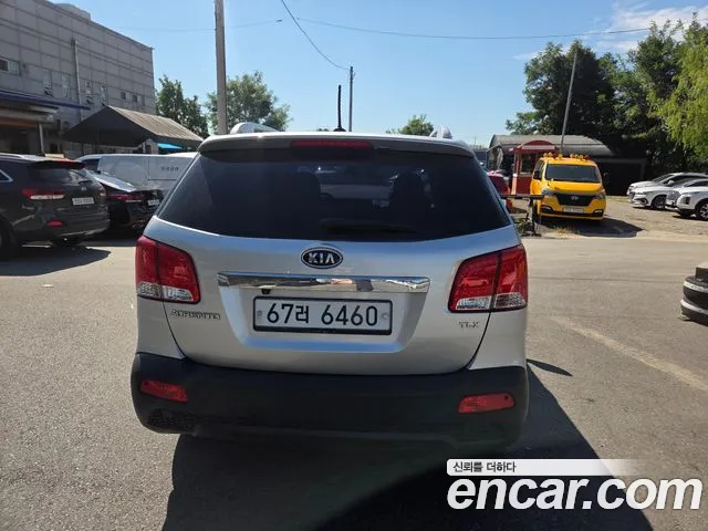 Kia Sorento 2011 thumb 5