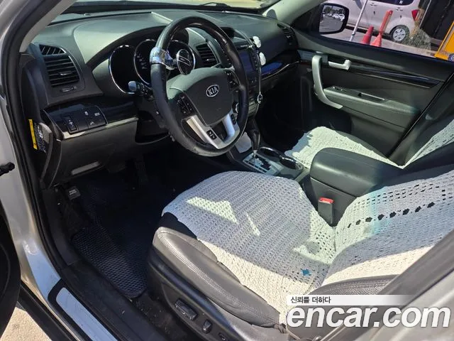 Kia Sorento 2011 thumb 10